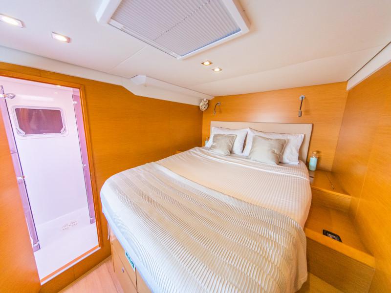 Book yachts online - catamaran - Lagoon 620 - Jyohana - rent