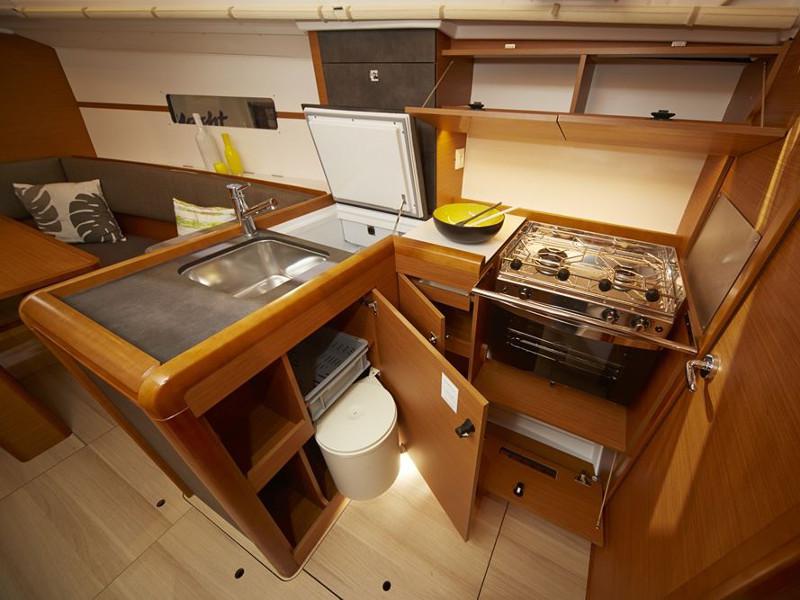 Book yachts online - sailboat - Sun Odyssey 349 - ath34901 - rent