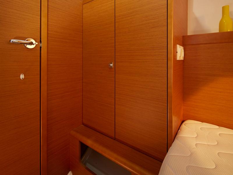 Book yachts online - sailboat - Sun Odyssey 349 - ath34901 - rent