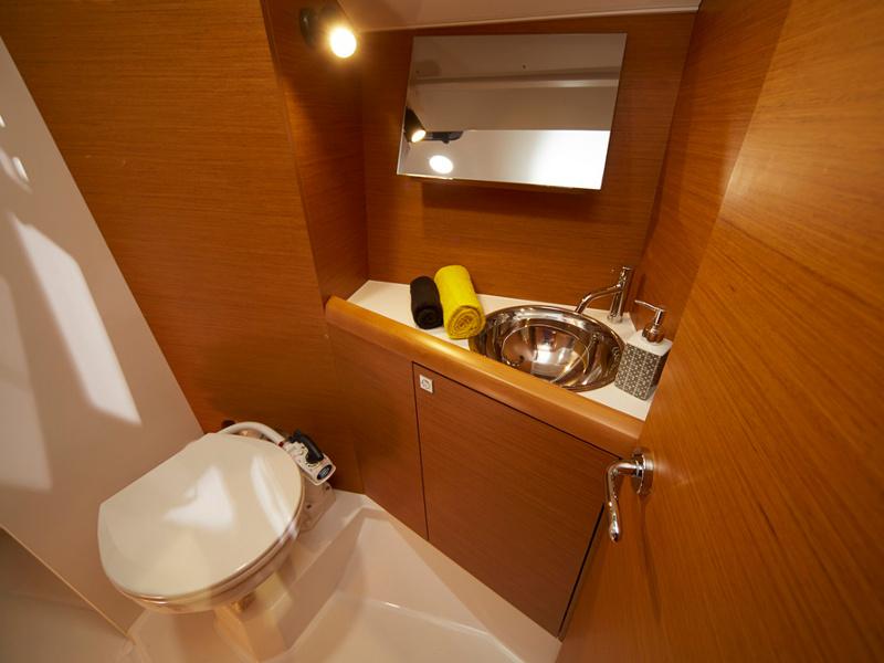 Book yachts online - sailboat - Sun Odyssey 349 - ath34901 - rent