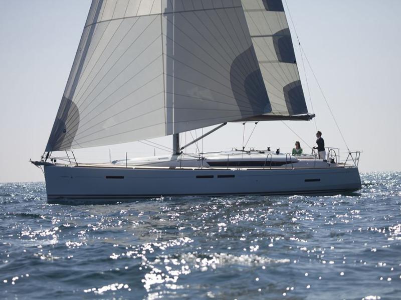 Book yachts online - sailboat - Sun Odyssey 449 - CELENA III - rent