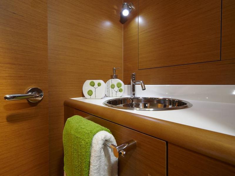 Book yachts online - sailboat - Sun Odyssey 449 - CELENA III - rent