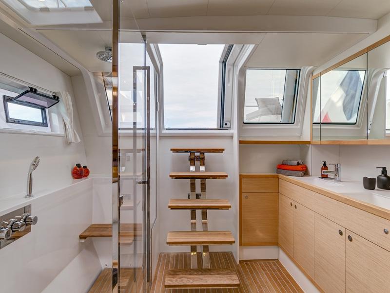 Book yachts online - catamaran - Lagoon 620 - Valium 62 - rent