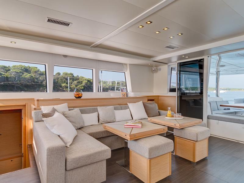 Book yachts online - catamaran - Lagoon 620 - Valium 62 - rent