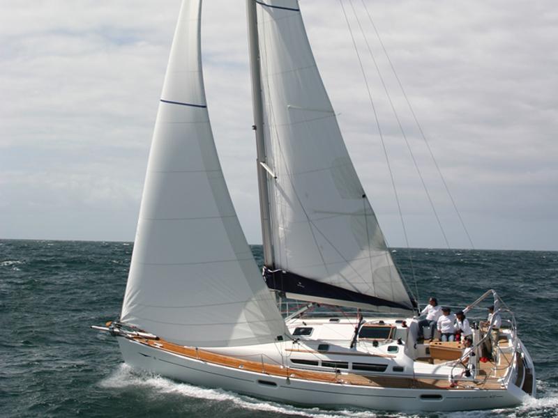 Book yachts online - sailboat - Sun Odyssey 42 i - ARETTE - rent