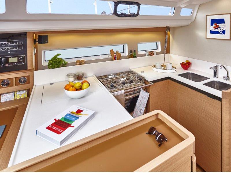 Book yachts online - sailboat - Sun Odyssey 440 - ath44002 - rent