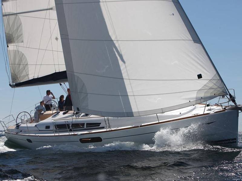Book yachts online - sailboat - Sun Odyssey 44 i - REGINA - rent