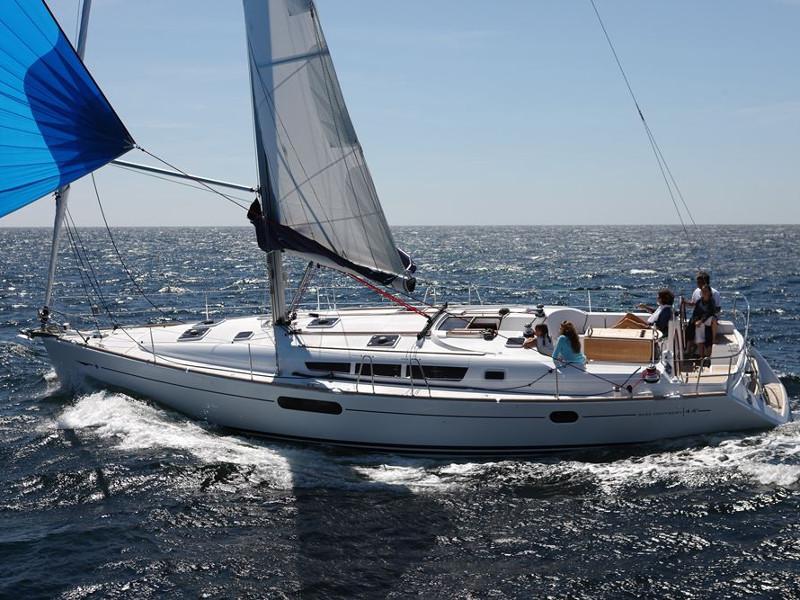 Book yachts online - sailboat - Sun Odyssey 44 i - REGINA - rent