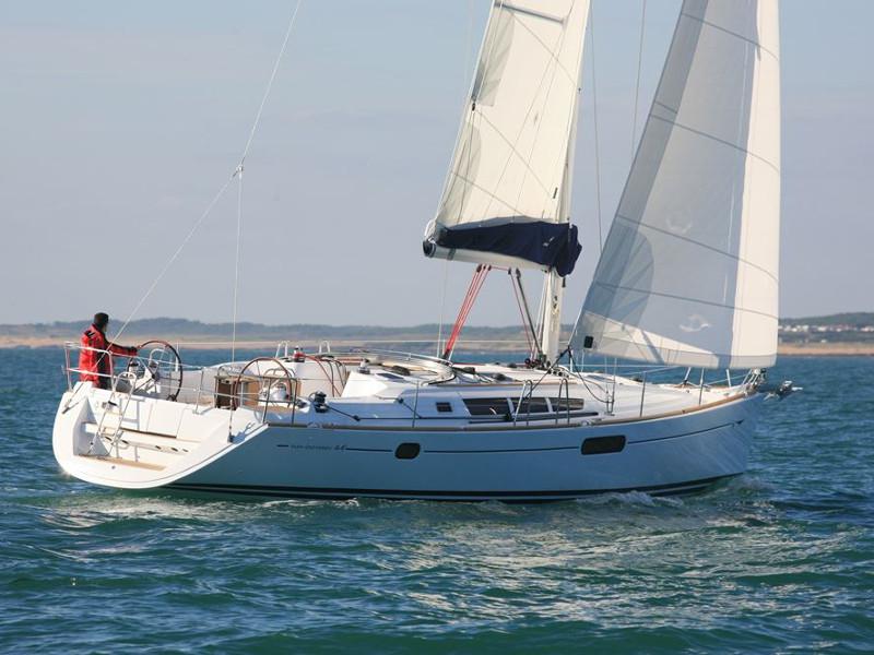 Book yachts online - sailboat - Sun Odyssey 44 i - REGINA - rent