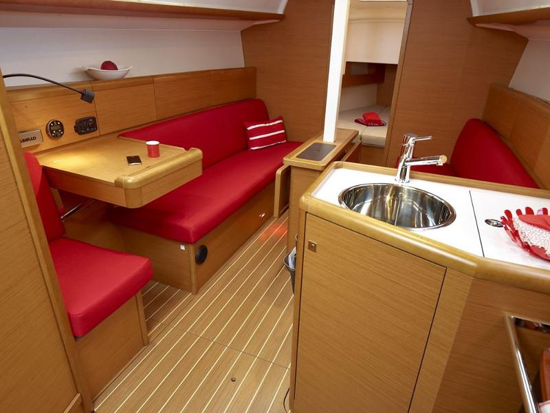 Book yachts online - sailboat - Sun Odyssey 33i - ath33i01 - rent