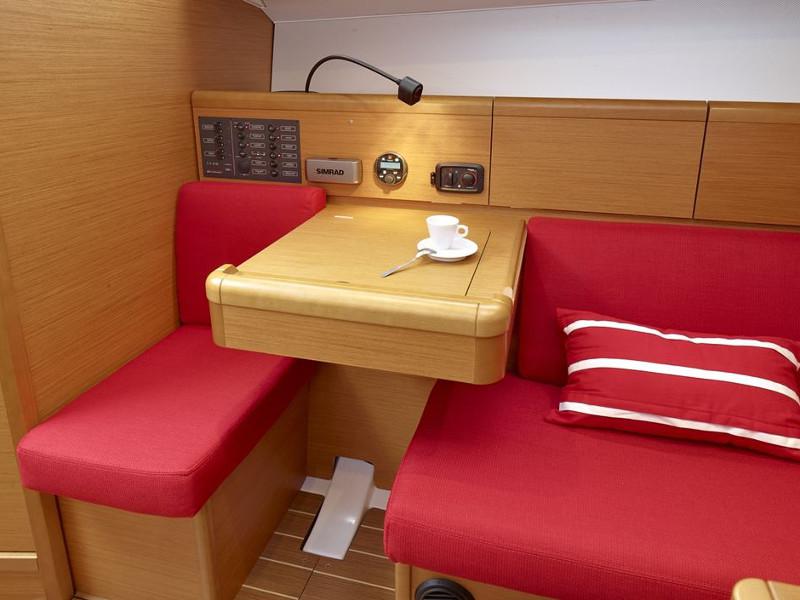 Book yachts online - sailboat - Sun Odyssey 33i - ath33i01 - rent