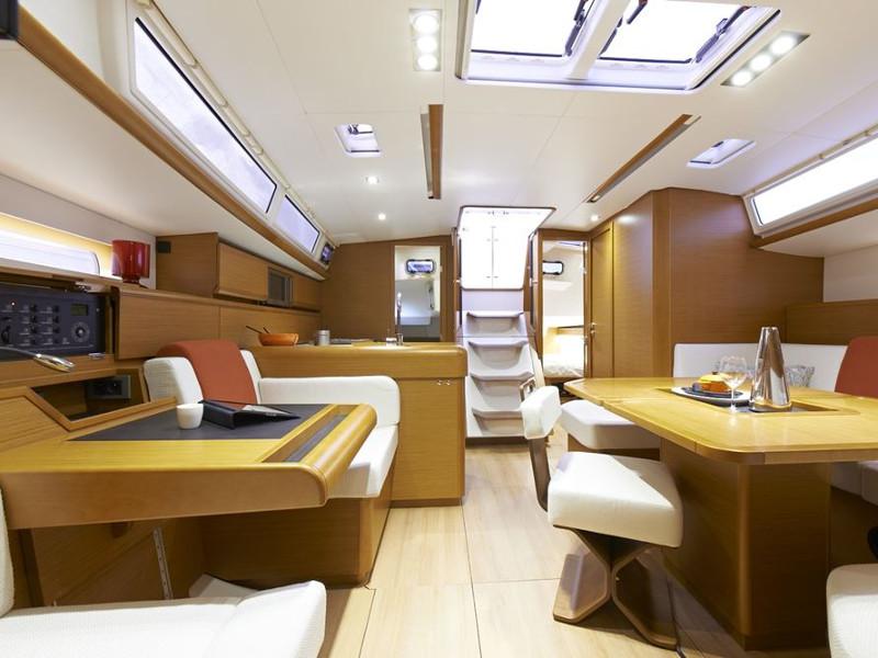 Book yachts online - sailboat - Sun Odyssey 479 - AURELIA - rent