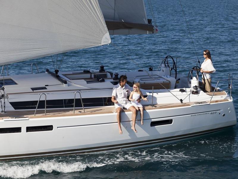 Book yachts online - sailboat - Sun Odyssey 479 - AURELIA - rent