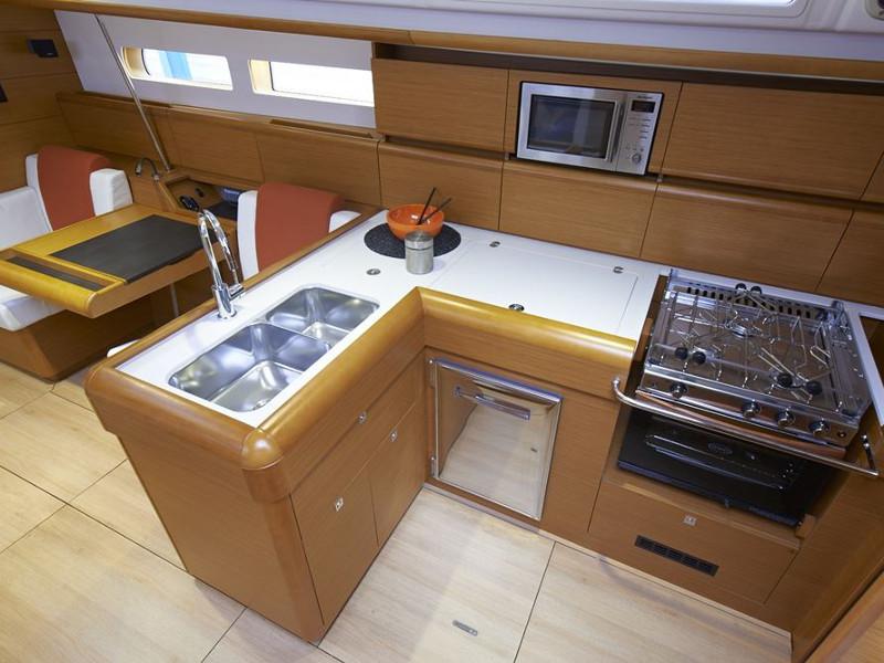 Book yachts online - sailboat - Sun Odyssey 479 - AURELIA - rent