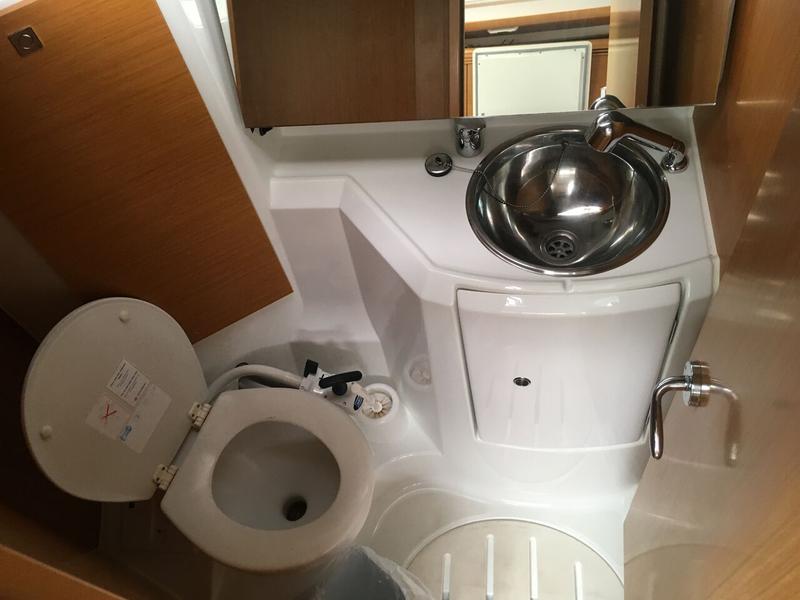 Book yachts online - sailboat - Sun Odyssey 36i - Bolero - rent