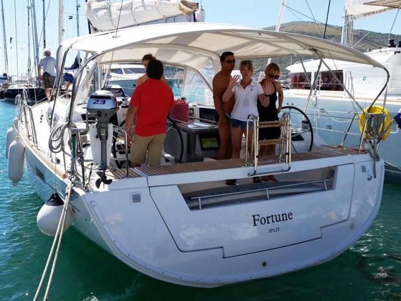 Book yachts online - sailboat - Oceanis 45 - FORTUNE - rent