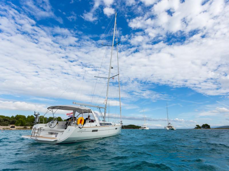 Book yachts online - sailboat - Oceanis 45 - MAVERICK I - rent