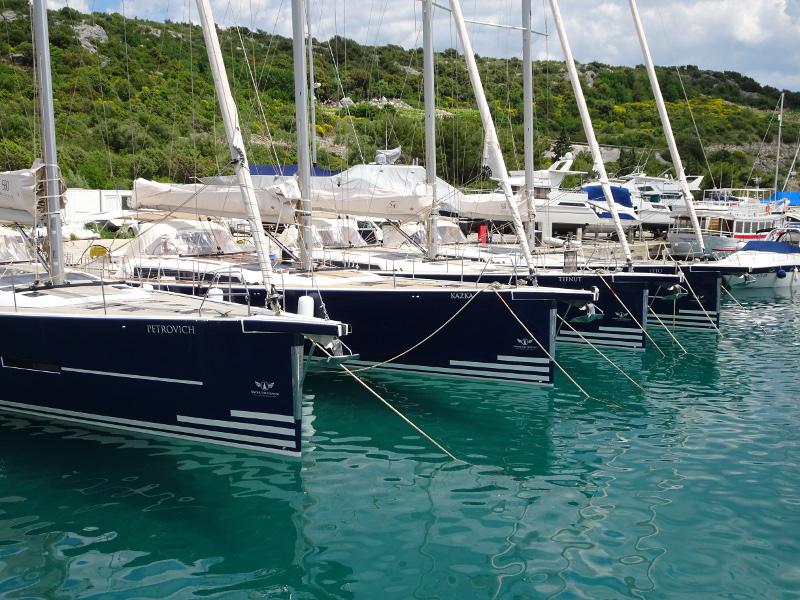 Book yachts online - sailboat - Dufour 56 Exclusive - BAZILIO - fully equipped - rent