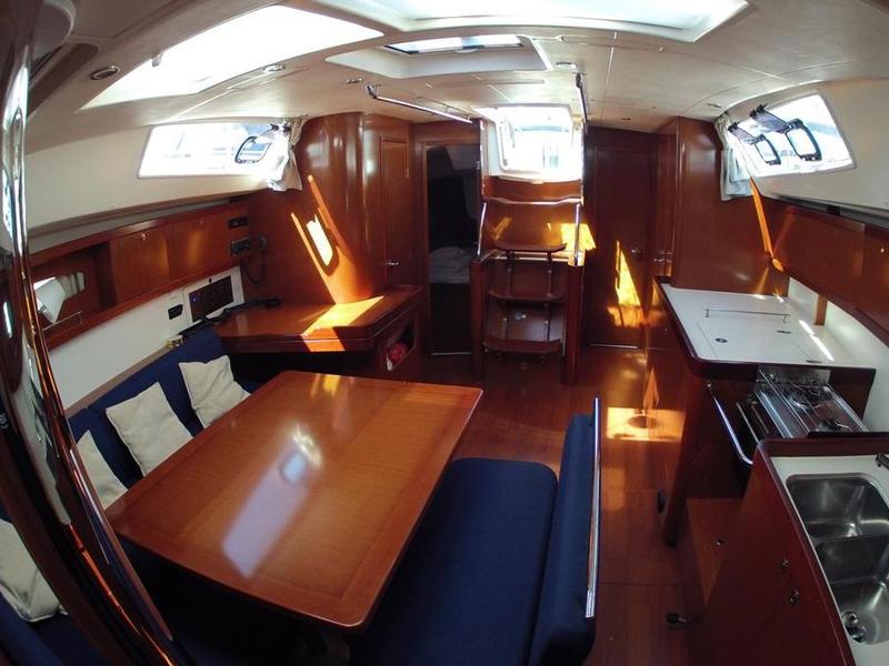 Book yachts online - sailboat - Oceanis 46 - Miha - rent