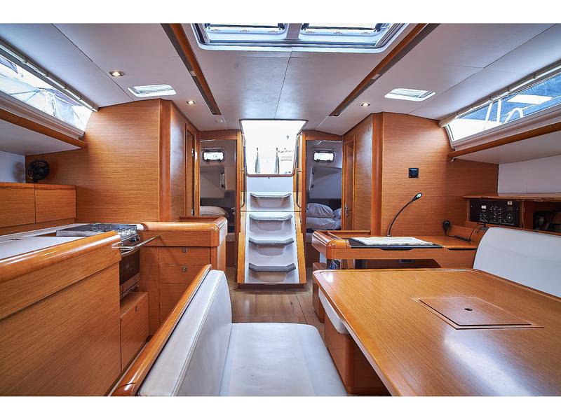 Book yachts online - sailboat - Sun Odyssey 519 - Ondine - rent