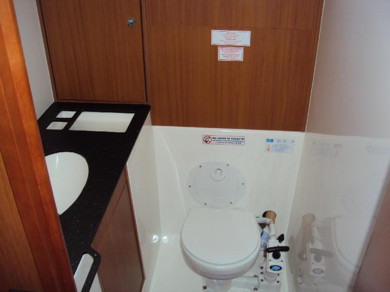 Book yachts online - sailboat - Bavaria Cruiser 45 - Rachelle (Refit 2022) - rent