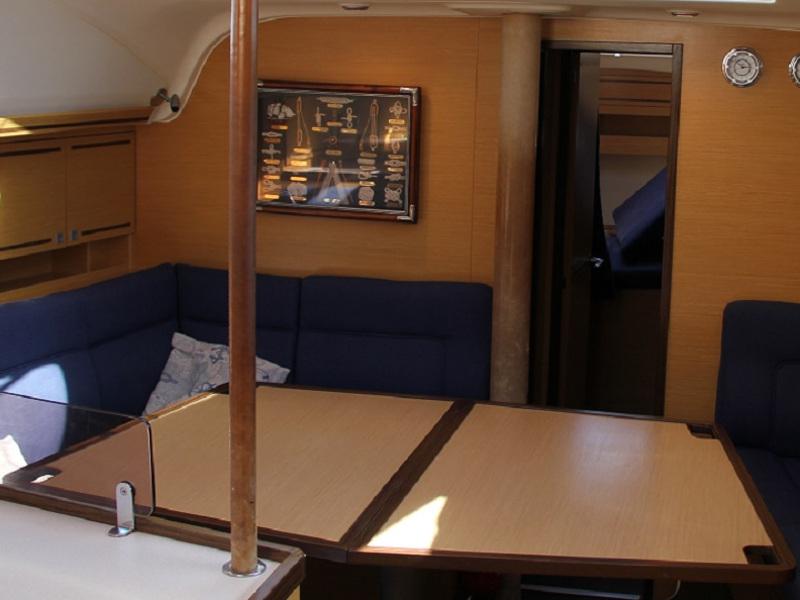 Book yachts online - sailboat - Elan 444 Impression - Okea Iris - rent