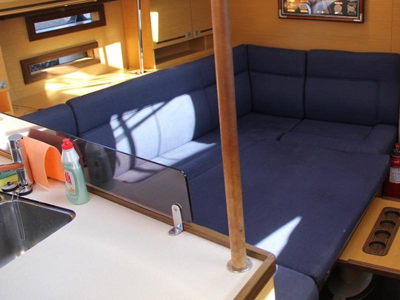 Book yachts online - sailboat - Elan 444 Impression - Okea Iris - rent