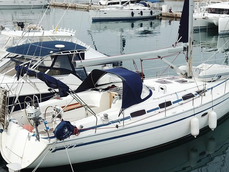 Book yachts online - sailboat - Bavaria 40 Cruiser - Ili Billy - rent