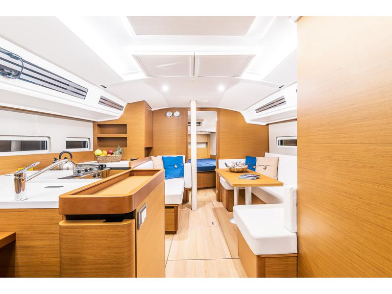 Book yachts online - sailboat - Sun Odyssey 410 - Emotion - rent