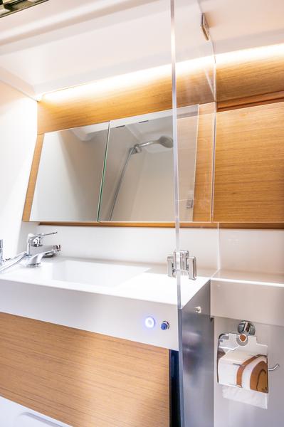 Book yachts online - sailboat - Sun Odyssey 410 - Emotion - rent