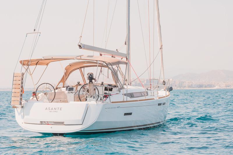 Book yachts online - sailboat - Sun Odyssey 449 - Asante - rent