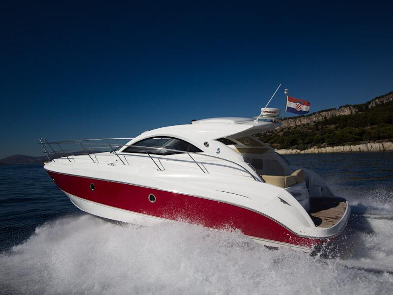 Book yachts online - motorboat - Monte Carlo 37 Hard Top - Leni Lu - rent