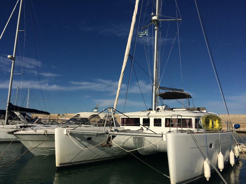 Book yachts online - catamaran - Lagoon 450 - Delicia - rent