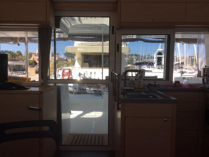 Book yachts online - catamaran - Lagoon 450 - Delicia - rent