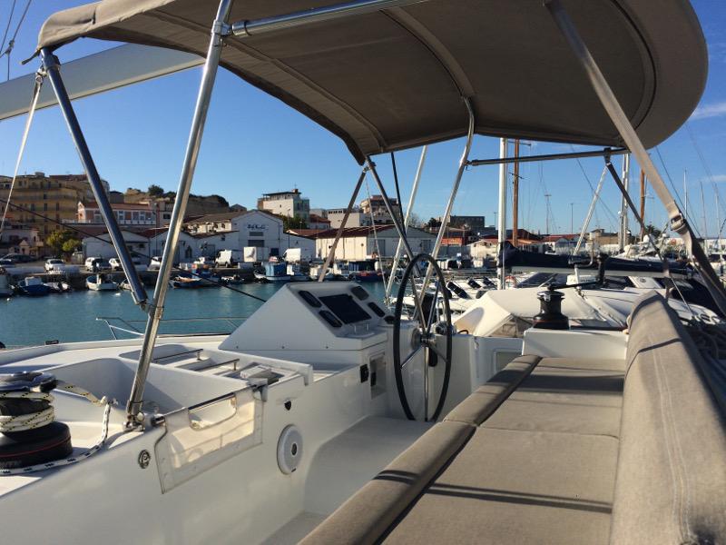 Book yachts online - catamaran - Lagoon 450 - Delicia - rent