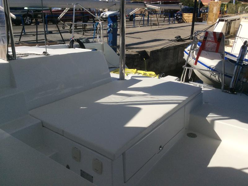 Book yachts online - catamaran - Lagoon 450 - Delicia - rent