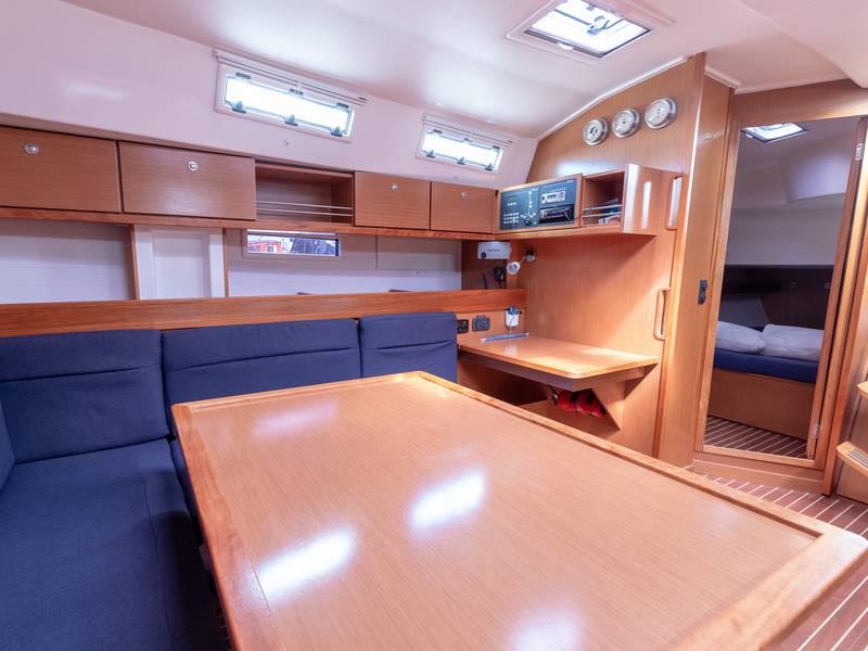 Book yachts online - sailboat - Bavaria 45 Cruiser - Bimba Matta - rent