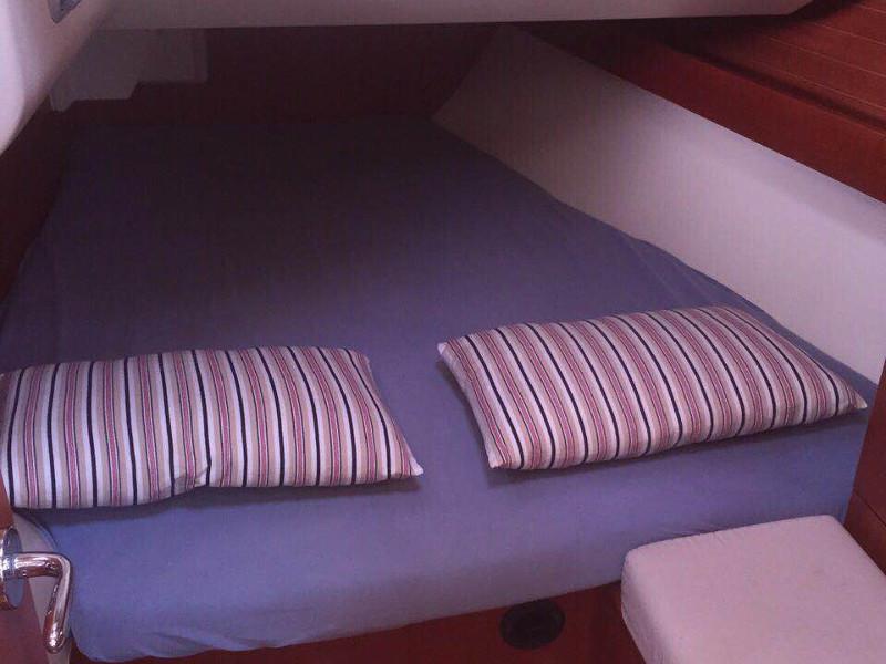 Book yachts online - sailboat - Dufour 44 - Big Mama - rent