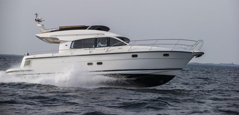 Book yachts online - motorboat - Nimbus 405 Flybridge - Wanderlust - rent