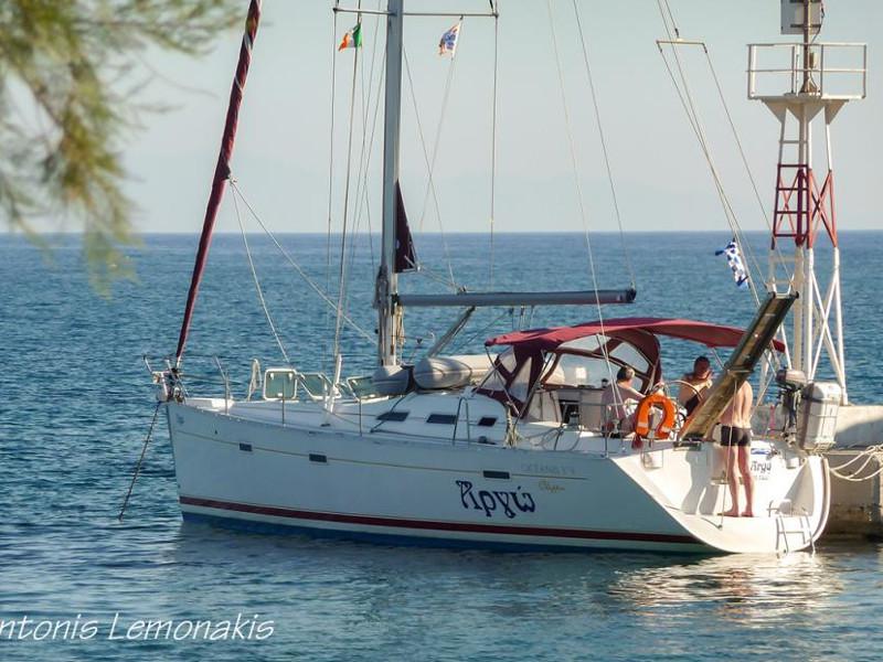 Book yachts online - sailboat - Oceanis 393 Clipper - Argo - rent