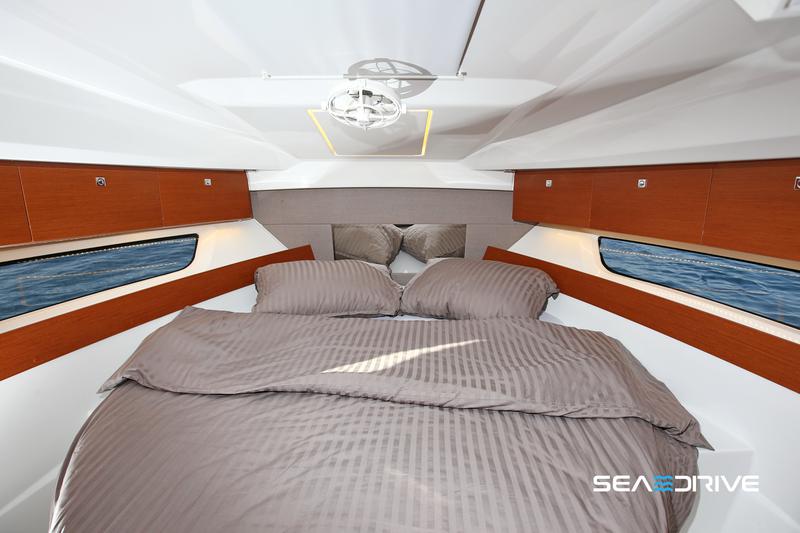 Book yachts online - motorboat - Merry Fisher 895 - Koko 3377ZD - rent