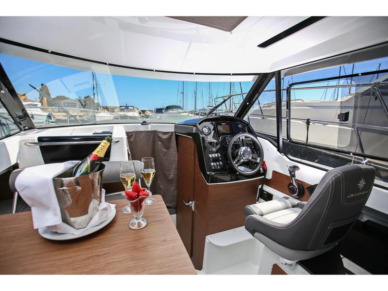 Book yachts online - motorboat - Merry Fisher 795 - Franko 3278ZD - rent