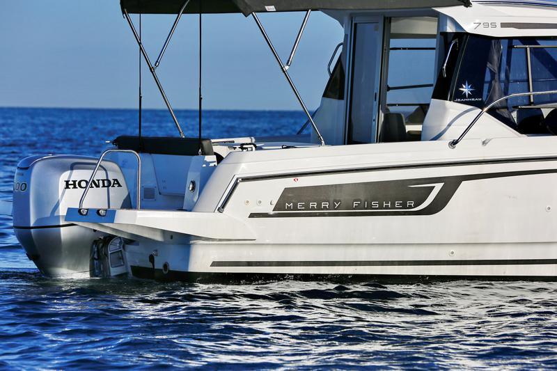 Book yachts online - motorboat - Merry Fisher 795 - Franko 3278ZD - rent