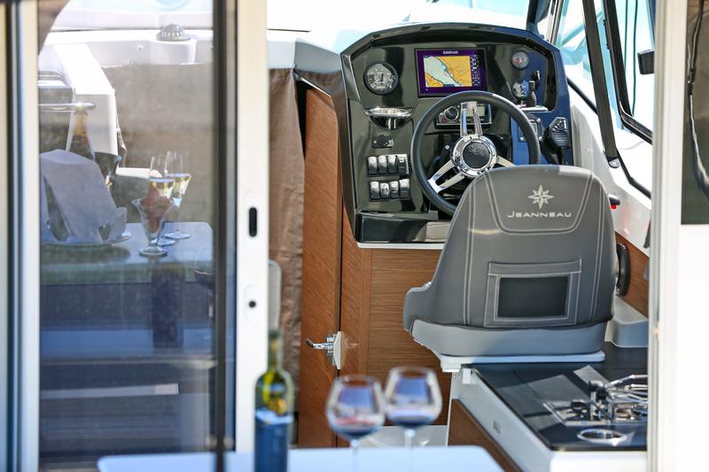 Book yachts online - motorboat - Merry Fisher 795 - Franko 3278ZD - rent