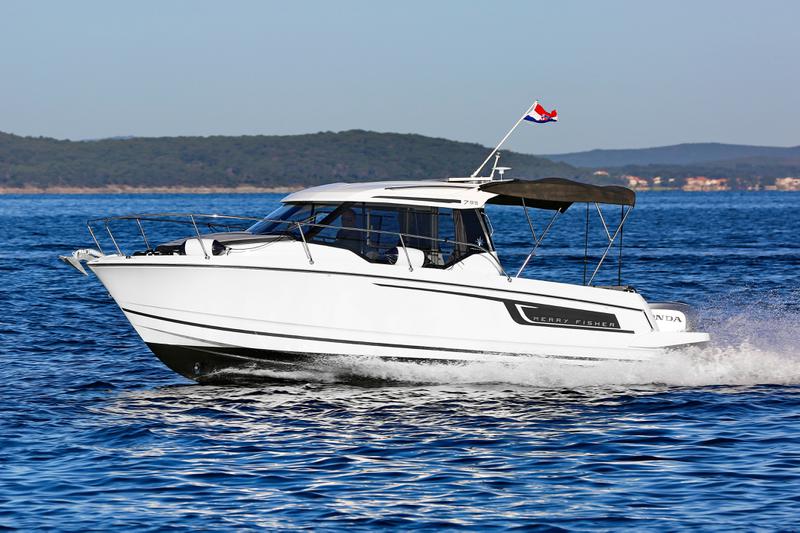 Book yachts online - motorboat - Merry Fisher 795 - Franko 3278ZD - rent