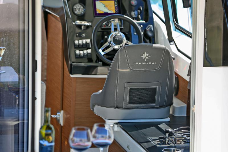 Book yachts online - motorboat - Merry Fisher 795 - Franko 3278ZD - rent