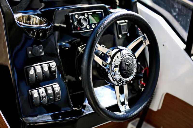 Book yachts online - motorboat - Merry Fisher 795 - Franko 3278ZD - rent