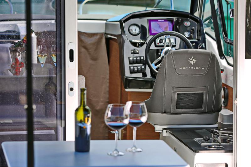 Book yachts online - motorboat - Merry Fisher 795 - Franko 3278ZD - rent