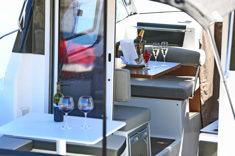 Book yachts online - motorboat - Merry Fisher 795 - Franko 3278ZD - rent