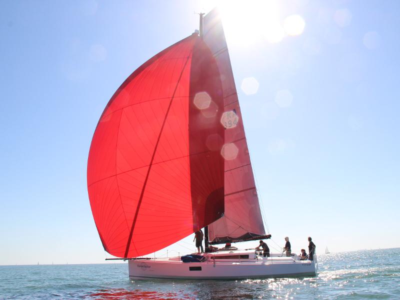 Book yachts online - sailboat - Pogo 12.5 - Purple Rain - rent
